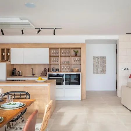 Luxury Vespera Villa