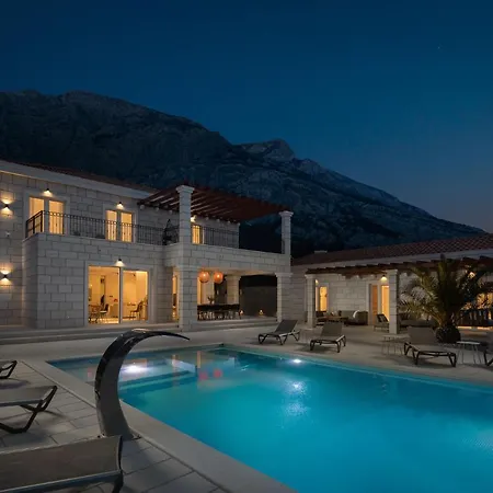 Villa Luxury Vespera *