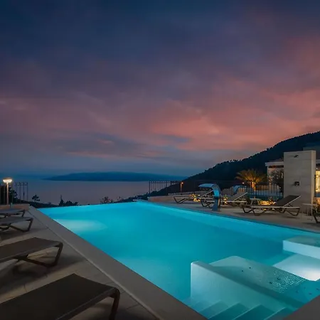 Luxury Vespera Makarska