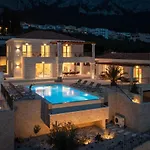 Villa Luxury Vespera *